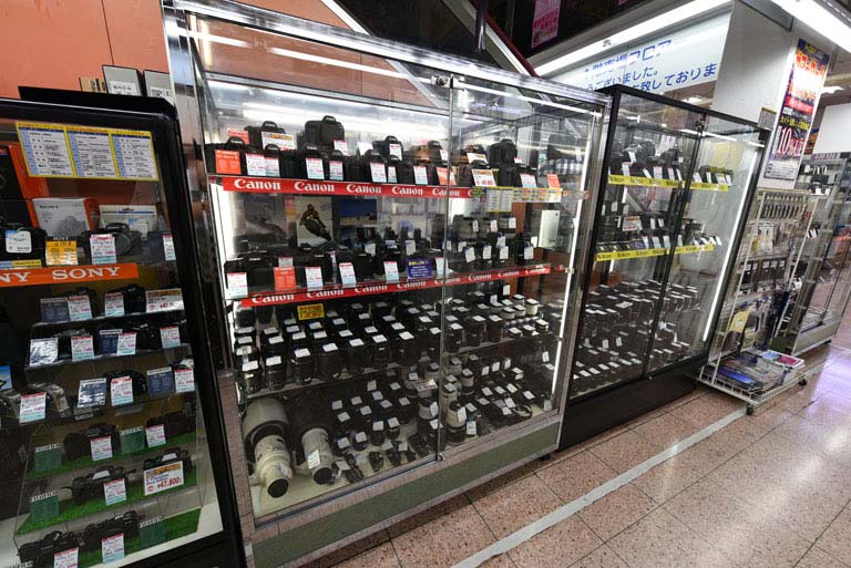 充実の中古コーナー